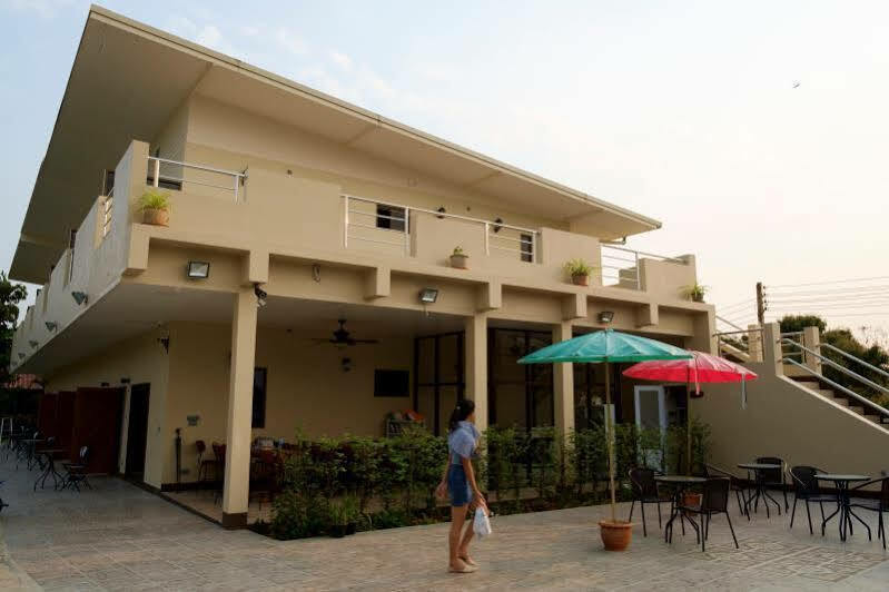 Hotel Relax Garden House Chiang Mai Zewnętrze zdjęcie